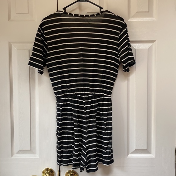 Striped romper - Picture 2 of 2